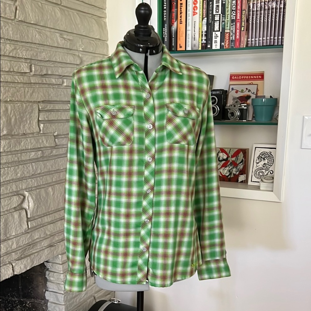 Marmot Green and White Long Sleeve Button Down Shirt